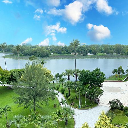 Inya Lake Hotel Yangon Exterior foto