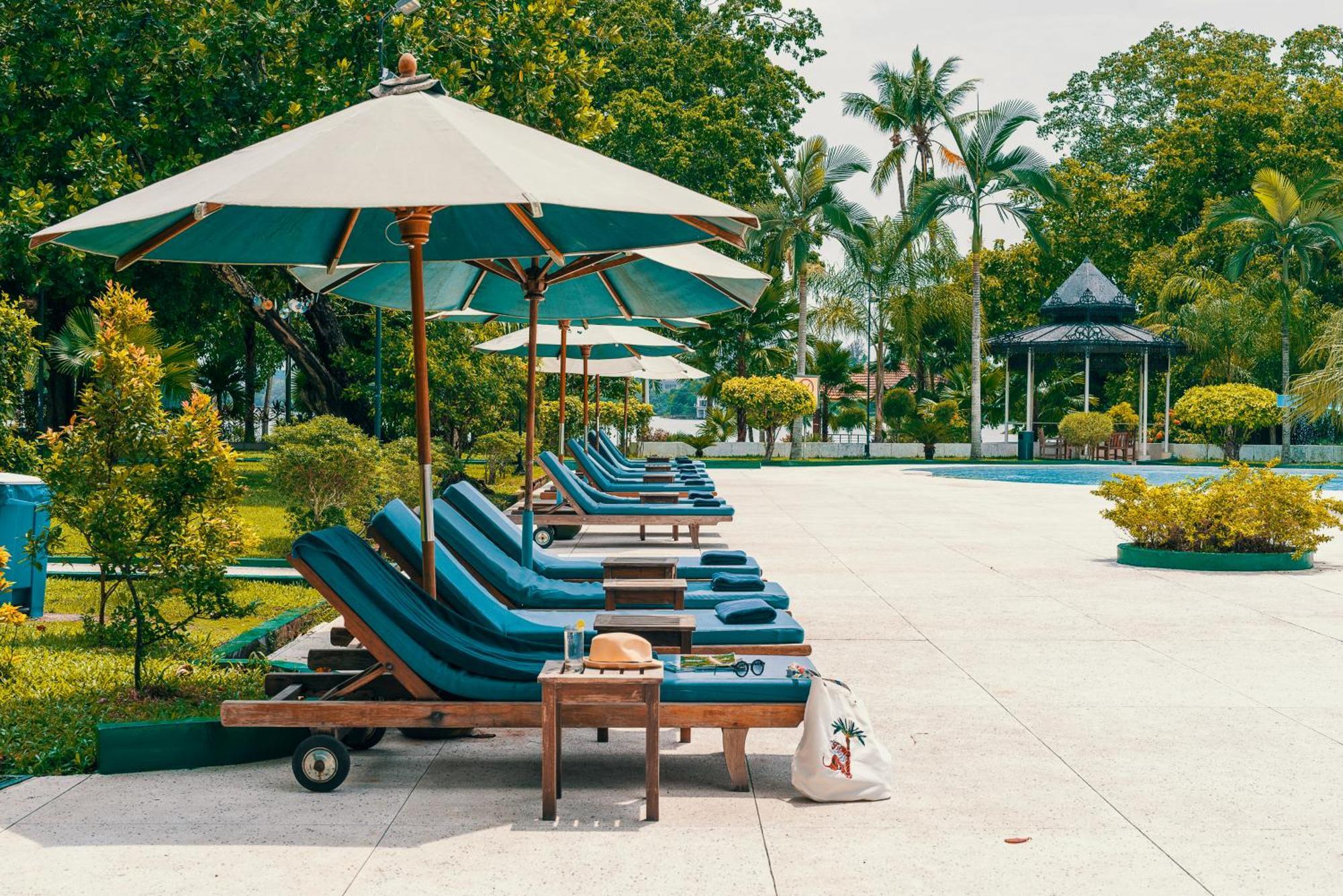 Inya Lake Hotel Yangon Exterior foto